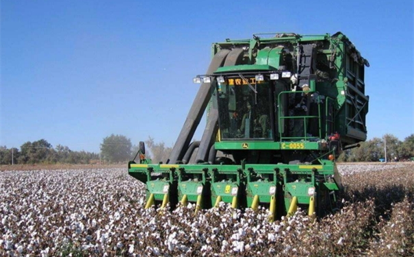 1601430042481026.jpg 采棉機(jī)進(jìn)口報關(guān)