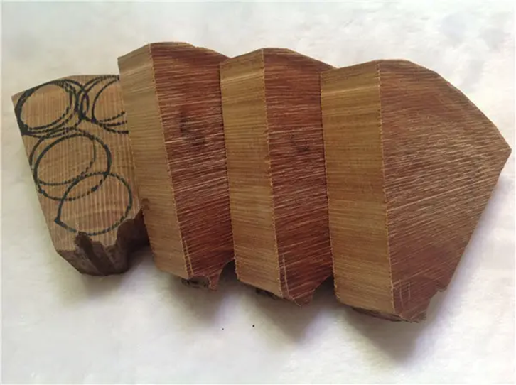 1656496578146436.png 檀香木報關(guān)清關(guān)公司_副本.png